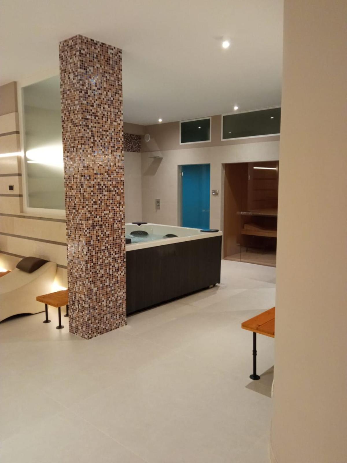 "Corte Mopps" Citta Della Ceramica Grottaglie - Spa Elysium Екстер'єр фото